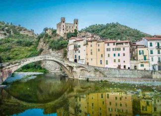 Dolceacqua-borgo-Liguria-Monet Voiaganto